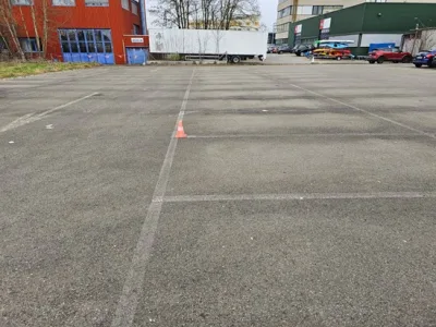 Flughafen-Parkplatz von Parkingservice-Airport (Shuttle-Service) | Freifläche